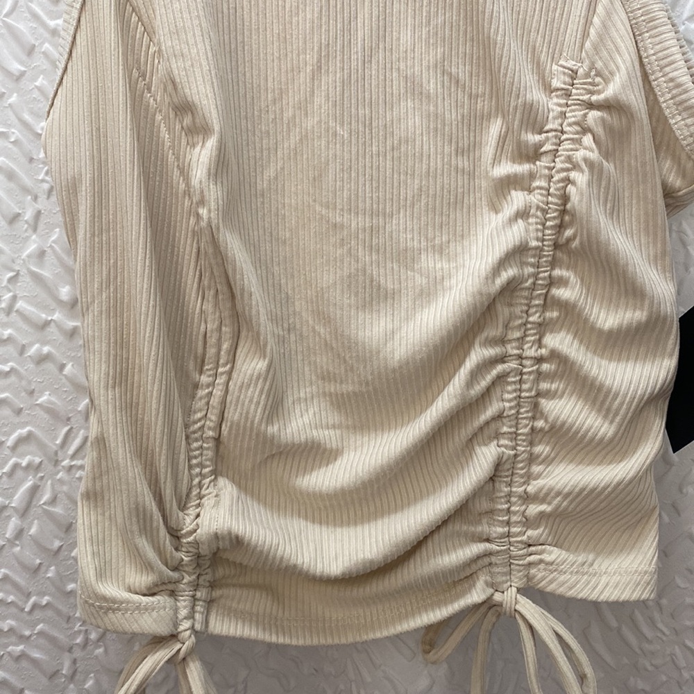 Paperoc Ruched Tank Top - Picture 3 of 7